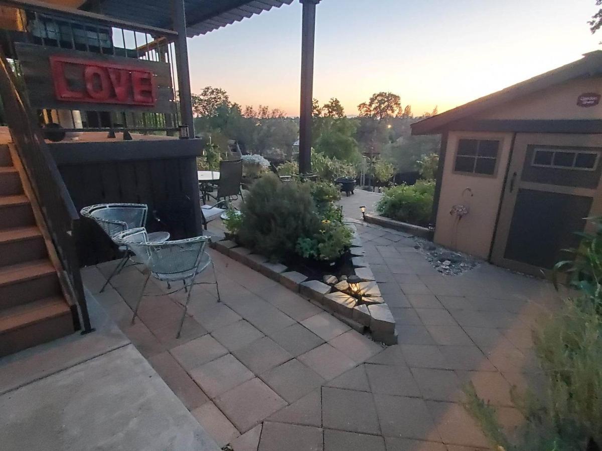 The God Spa Redding Exterior photo